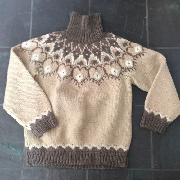 Fair Isles turtleneck knit sweater - Picture 2 of 4